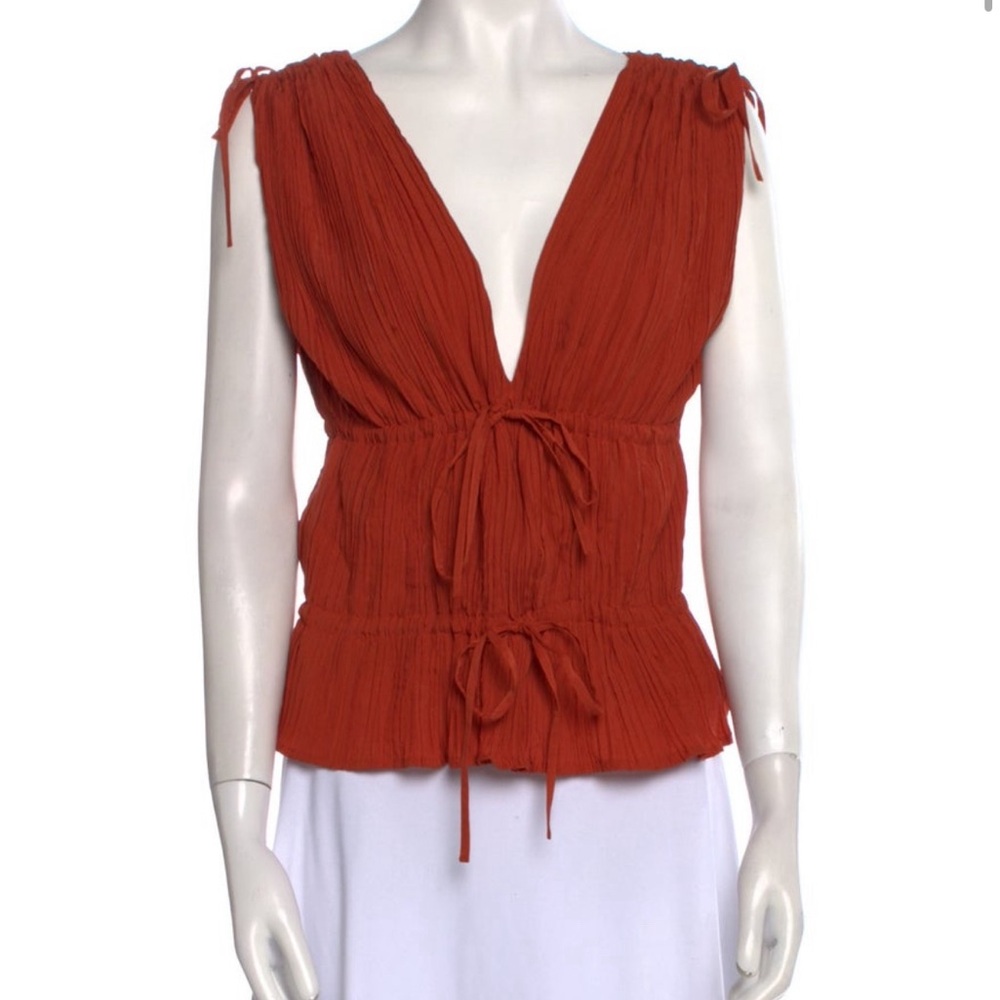 Altuzarra V-neck sleeveless crop top.